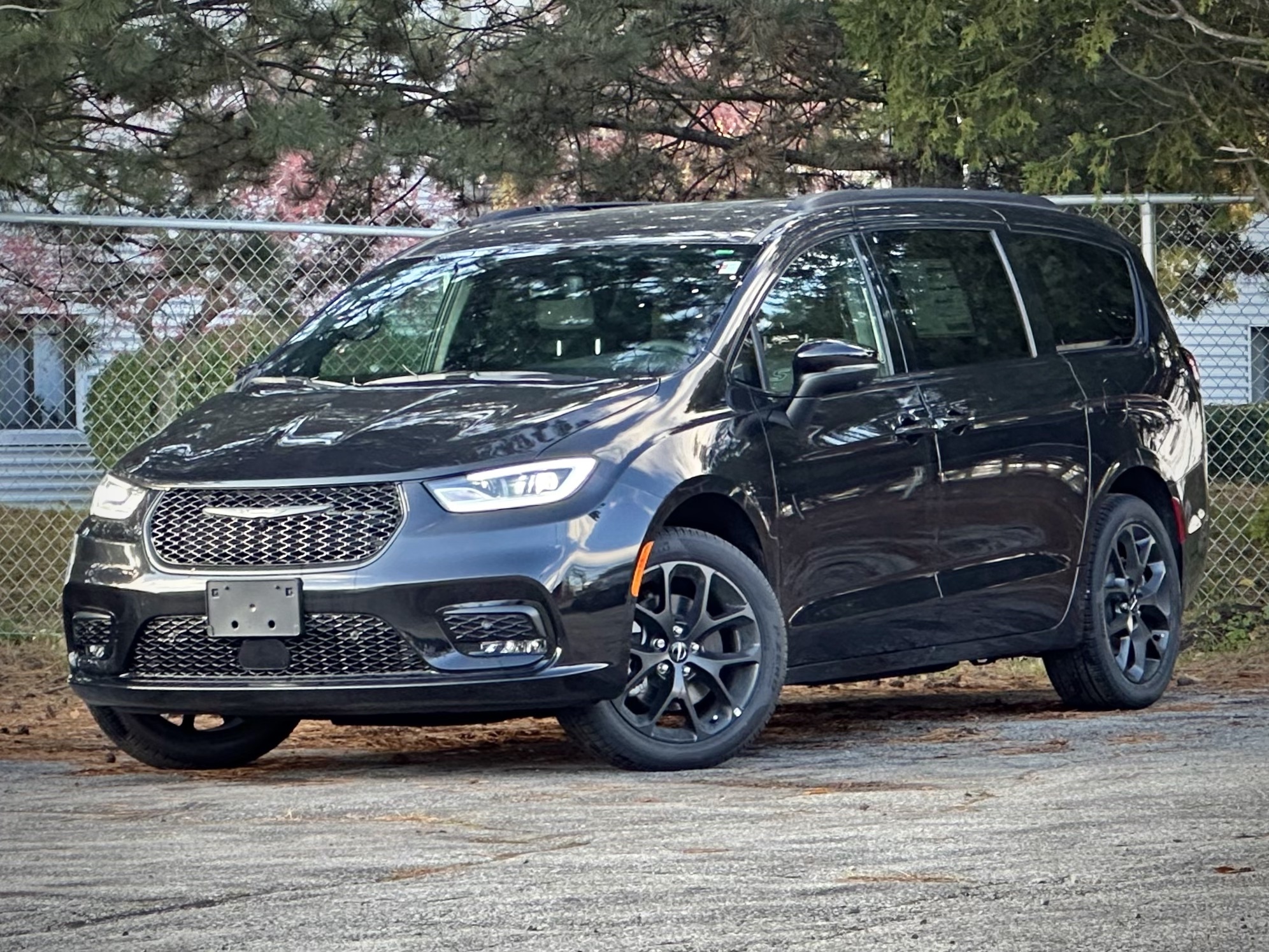 2023 Chrysler Pacifica TOURING L AWD | DEMO | 4.99% RATE UP TO 60 MONTHS!