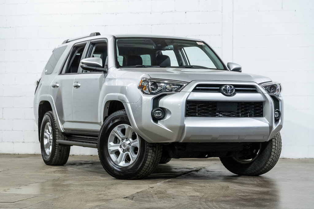 2022 Toyota 4Runner 4WD V6 | Confirguration 7 places | Toit ouvrant | 