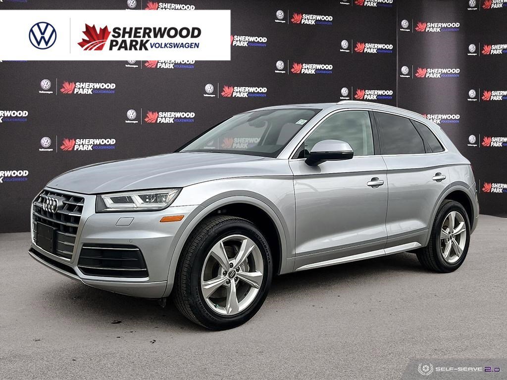 2020 Audi Q5 Progressiv | PANO SUNROOF | HEATED SEATS & STEERIN