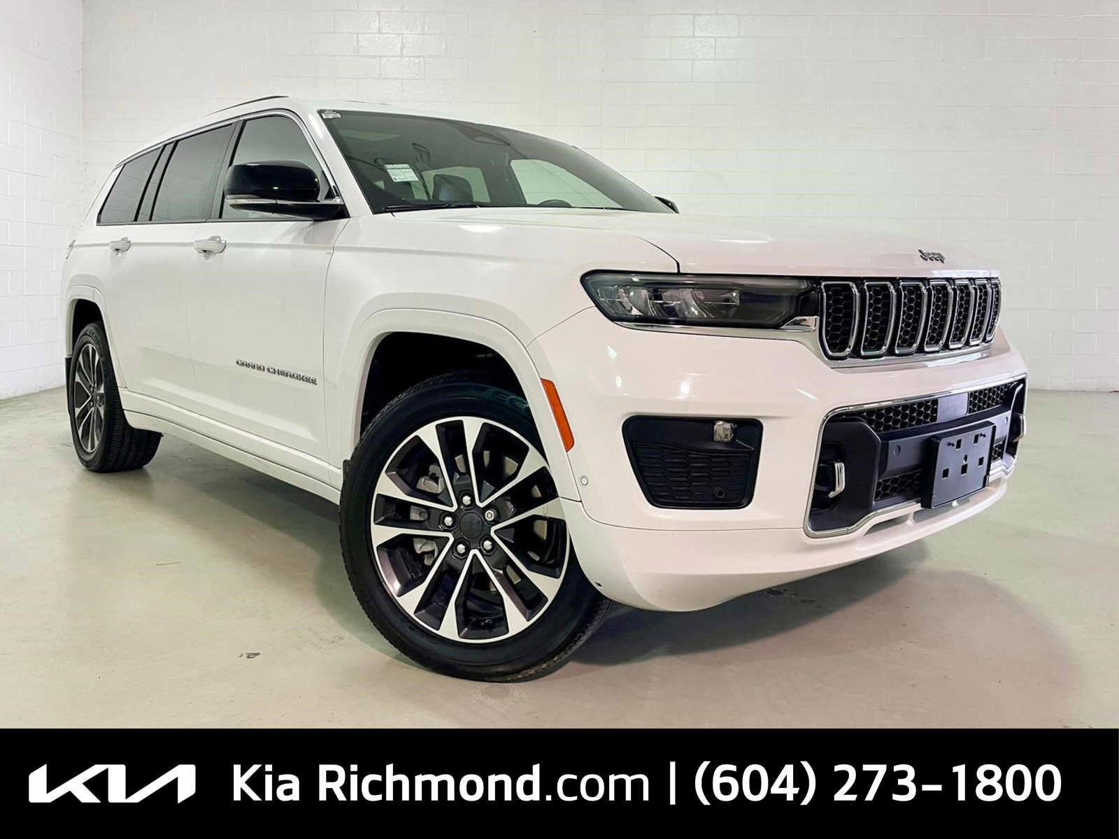 2022 Jeep Grand Cherokee L | OVERLAND | PANORAMIC SUNROOF | CAPTAIN'S CHAIRS 