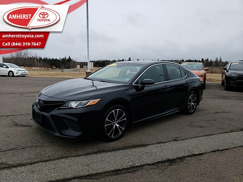2018 Toyota Camry SE  - Leather Seats -  Heated Seats
