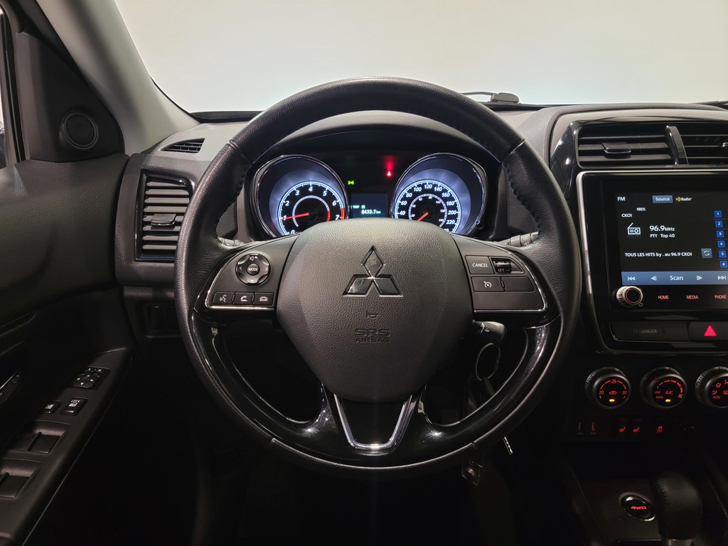Mitsubishi RVR 2022 Air conditioner, Electric mirrors, Electric windows, Speed regulator, Heated seats, Electric lock, Bluetooth, , rear-view camera, Steering wheel radio controls