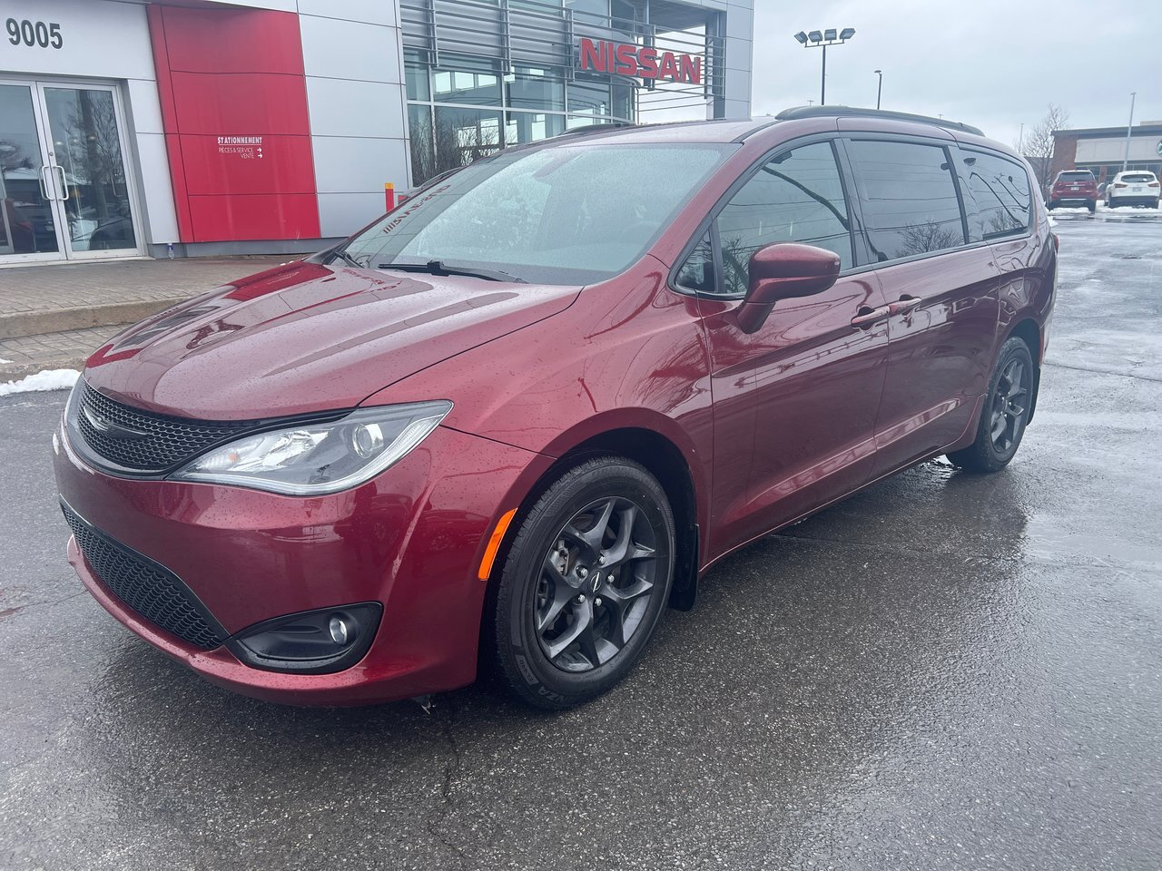 2020 Chrysler Pacifica Touring Apparence Sport | EXTENDED GOLD PLAN WARRA