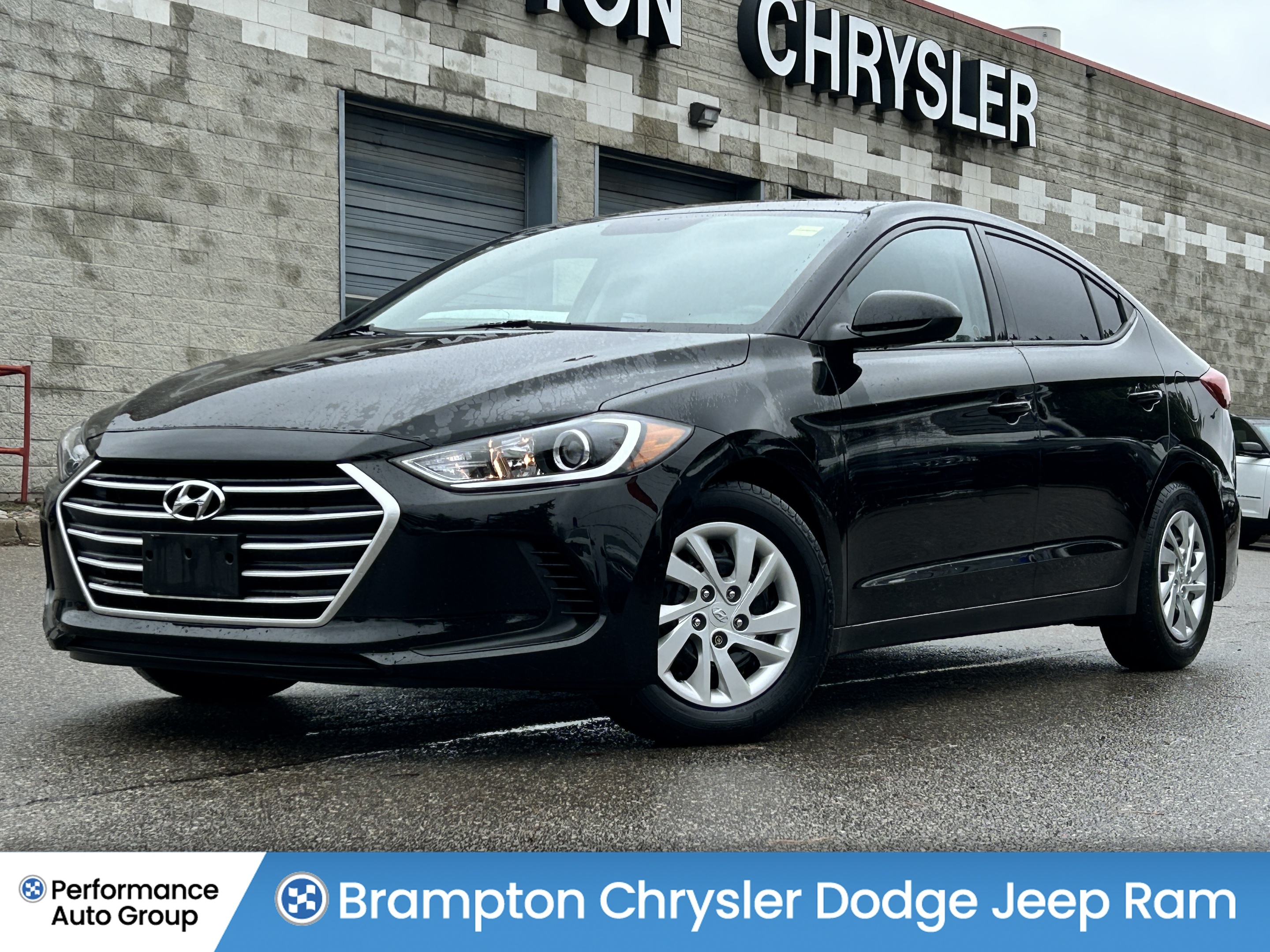 2018 Hyundai Elantra LE *Very Low KMs *Heated Front Seats *Bluetooth