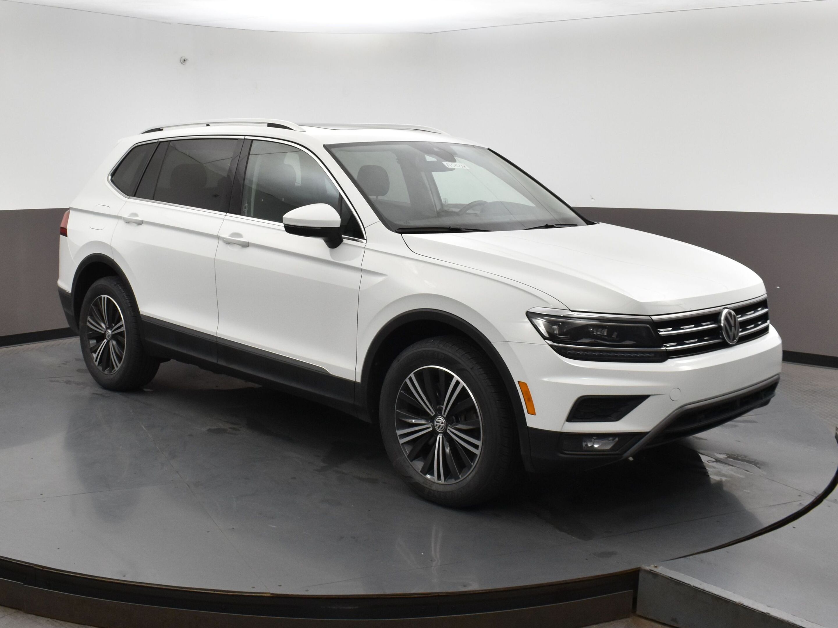 2018 Volkswagen Tiguan 2.0TSI HIGHLINE 8-SPEED AUTOMATIC 4MOTION in Pure 