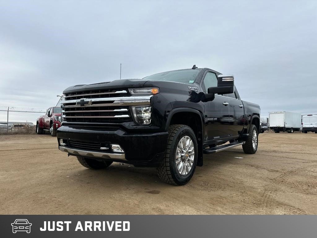 2023 Chevrolet SILVERADO 3500HD High Country | Heated Seats | Parking Sensors and 