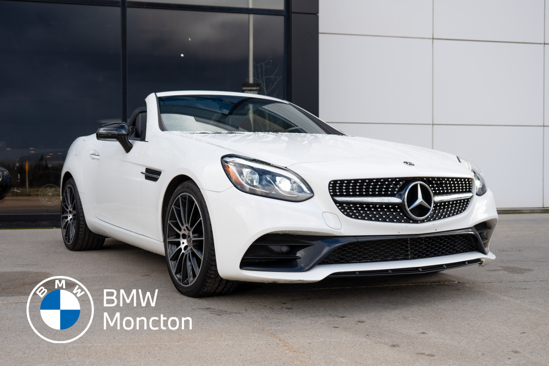 2018 Mercedes-Benz SLC-Class 300 Roadster AMG STYLING PACKAGE