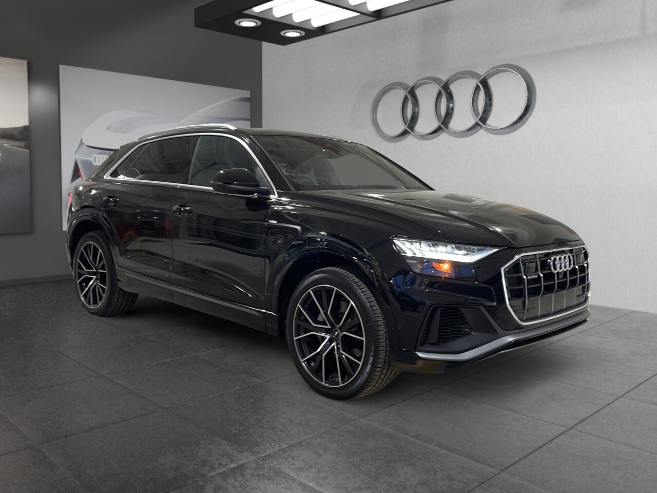 2023 Audi Q8 Progressiv 