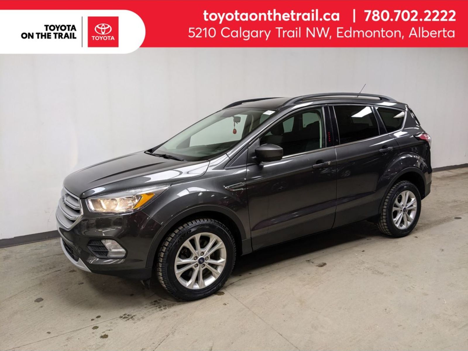 2018 Ford Escape SE; 4WD, WINTER TIRES, HEATED SEATS, BACKUP CAMERA