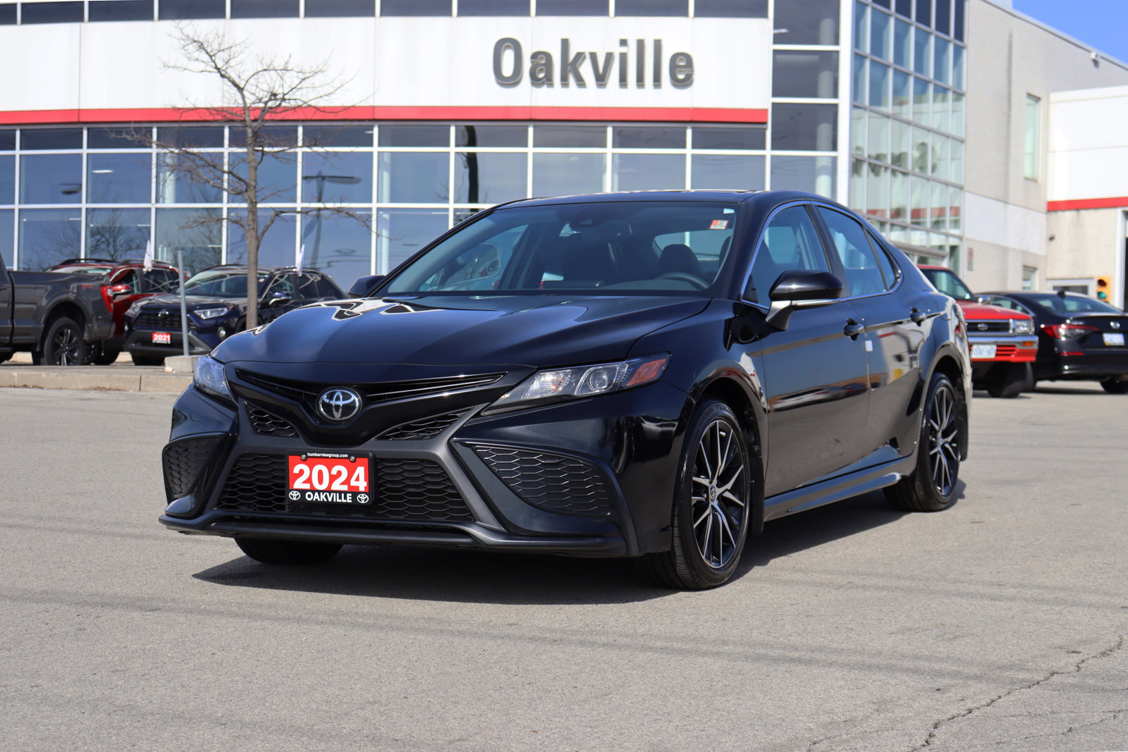2024 Toyota Camry SE with 3,852KM | Sunroof | Wireless Charger