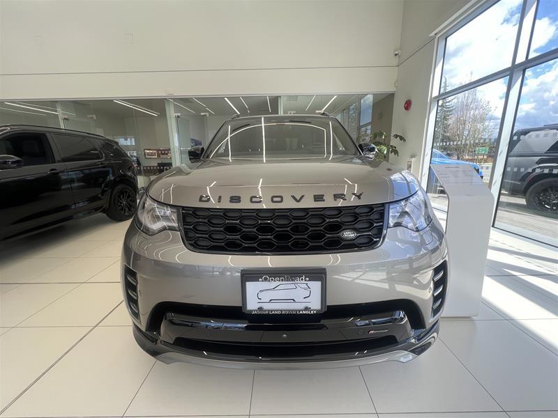 2023 Land Rover Discovery Manager Demo Special