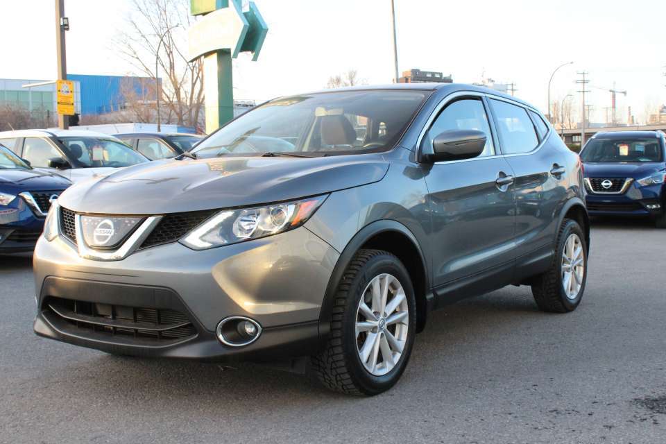 2018 Nissan Qashqai SV FWD ONE OWNER/SUNROOF/LED DAYTIME RUNNING LIGHT