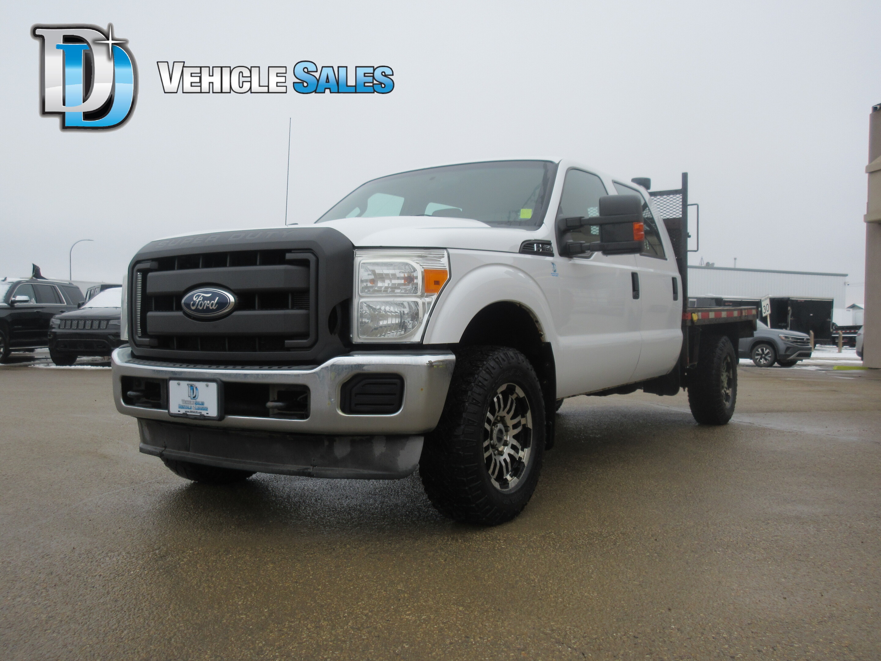 2011 Ford F-350 XL/157,000 KM/9 ft Deck/6 Pass - NO CREDIT CHECK