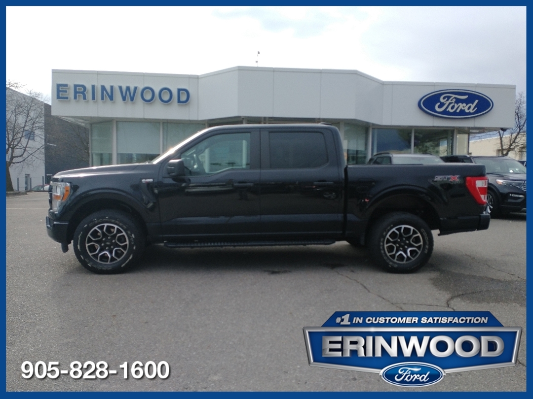 2022 Ford F-150 XL - <p>Efficient Powerhouse in Agate Black Metall