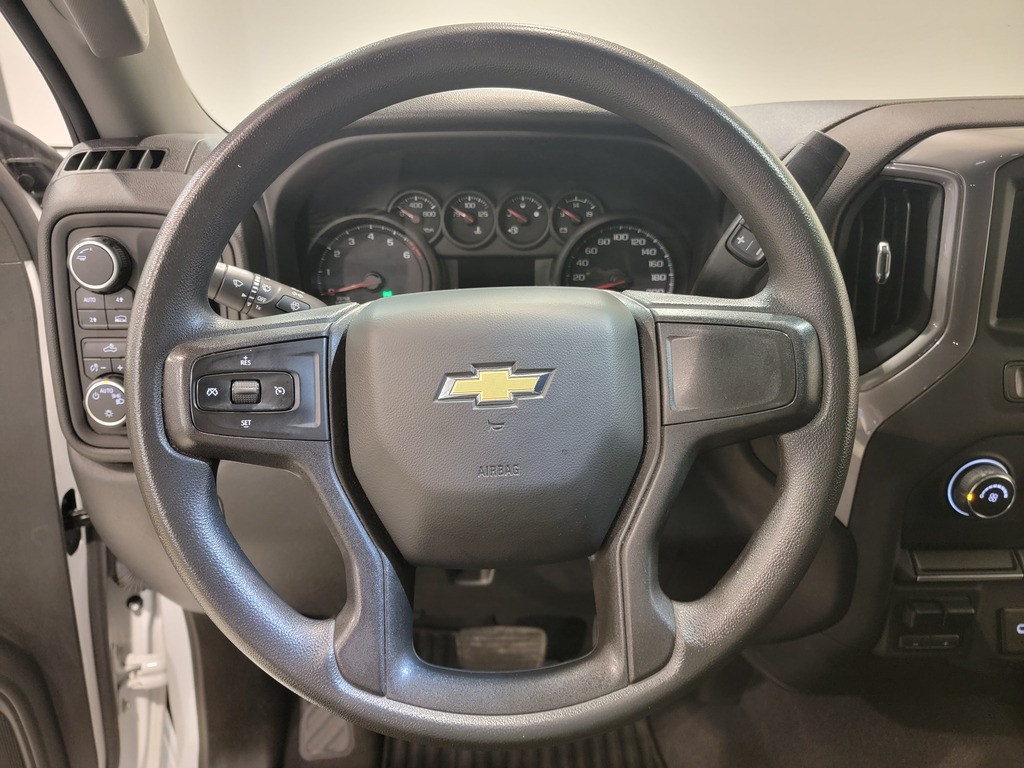 Chevrolet Silverado 1500 2021 Climatisation, Mirroirs électriques, Vitres électriques, Régulateur de vitesse, Verrouillage électrique, Bluetooth, Prise auxiliaire 12 volts, caméra-rétroviseur