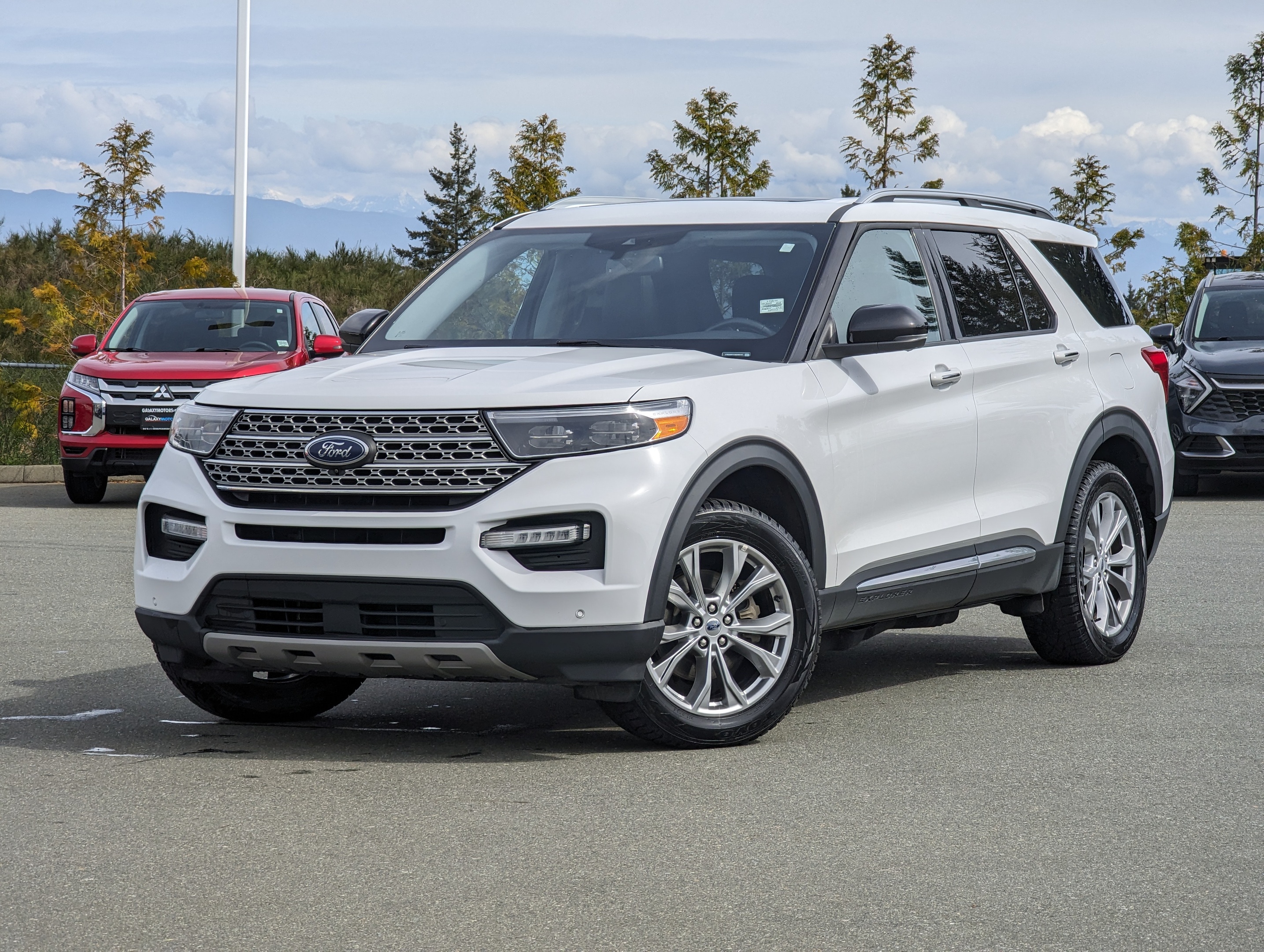 2022 Ford Explorer Limited - No Accidents, Navigation, Sunroof 