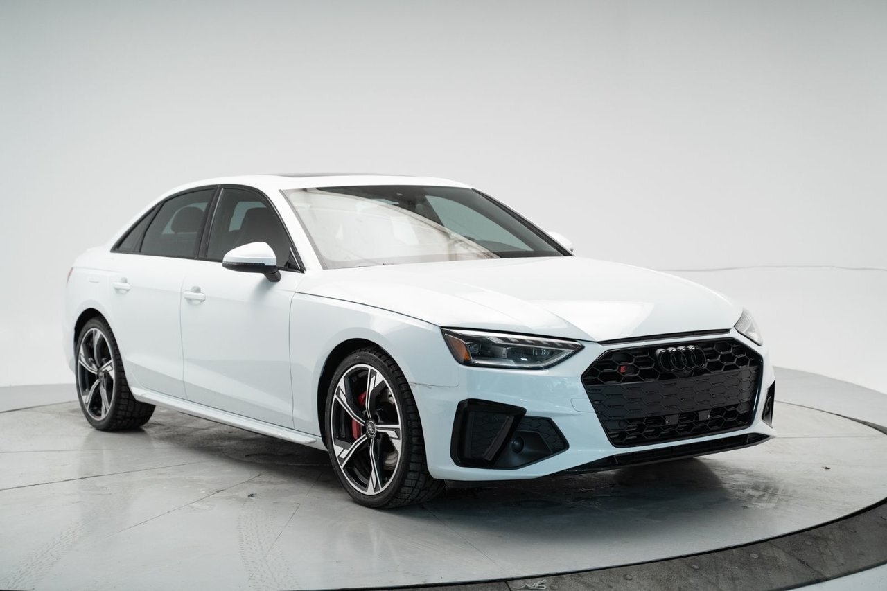2022 Audi S4 3.0T quattro Progressiv | Panoramic Roof / quattro