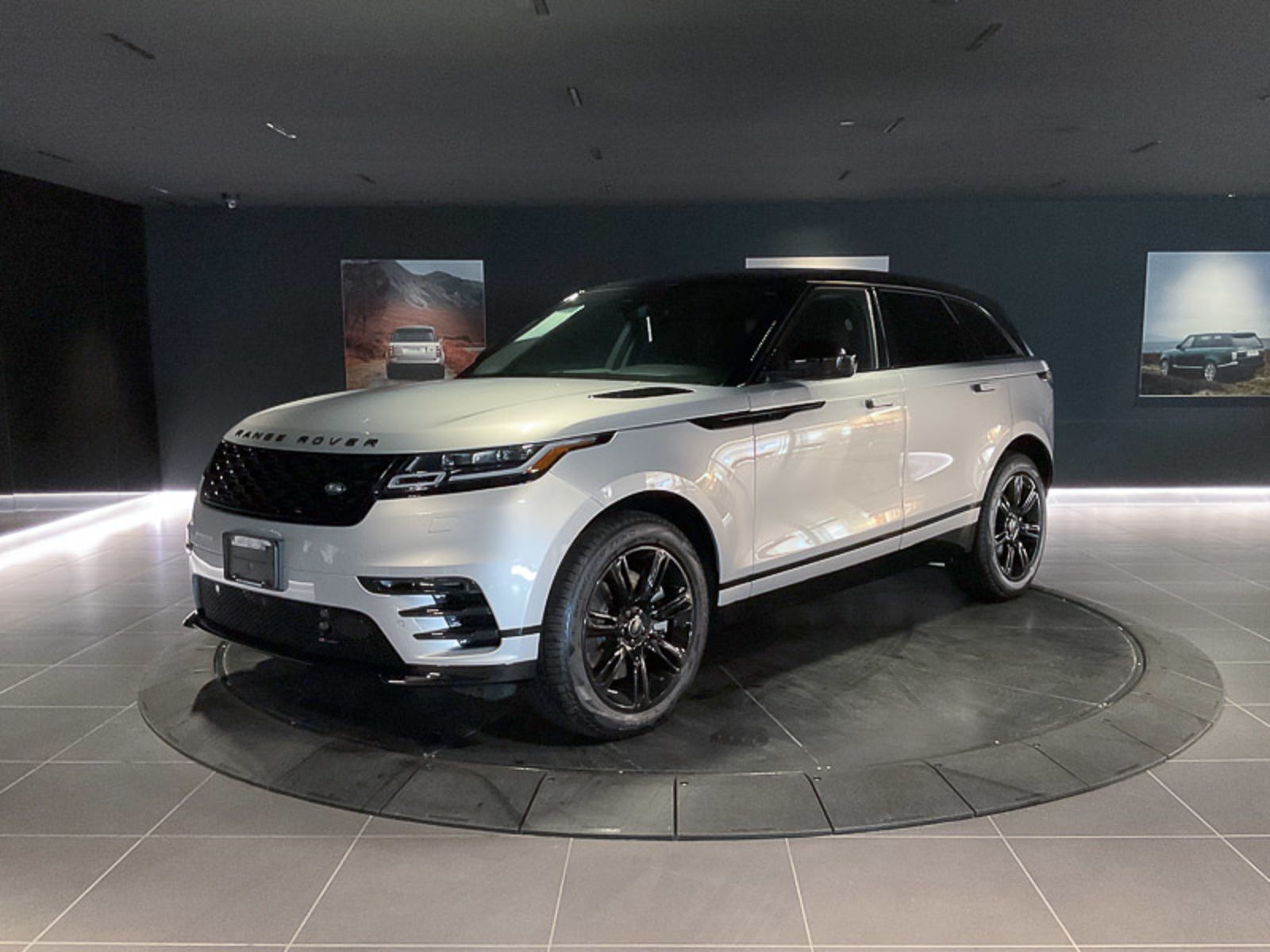 2023 Land Rover Range Rover Velar R-Dynamic S | Electronic Air Suspension | Interact