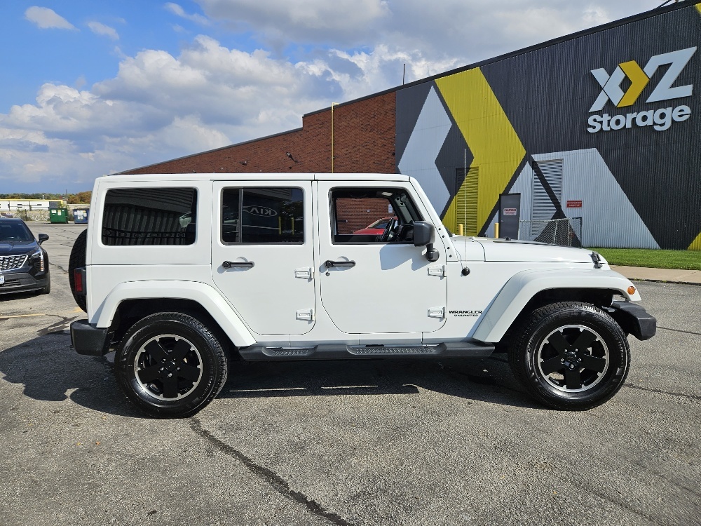 2012 Jeep WRANGLER UNLIMITED ALTITUDE 4WD 2 TOPS-LEATHER-NEW TIRES-1 OWNER