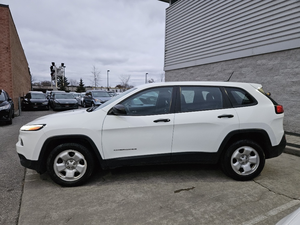 2015 Jeep Cherokee SPORT-1 OWNER-NO ACCIDENTS-SUMMER-WINTER RIMS-TIRE