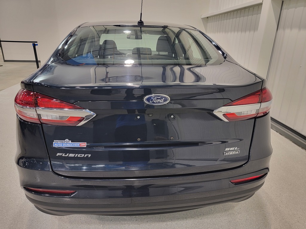 Ford Fusion Energi 2020 Climatisation, Jantes aluminium, Vitres électriques, Verrouillage électrique, Régulateur de vitesse, Bluetooth, Intérieur Tissus, Traction avant, caméra-rétroviseur