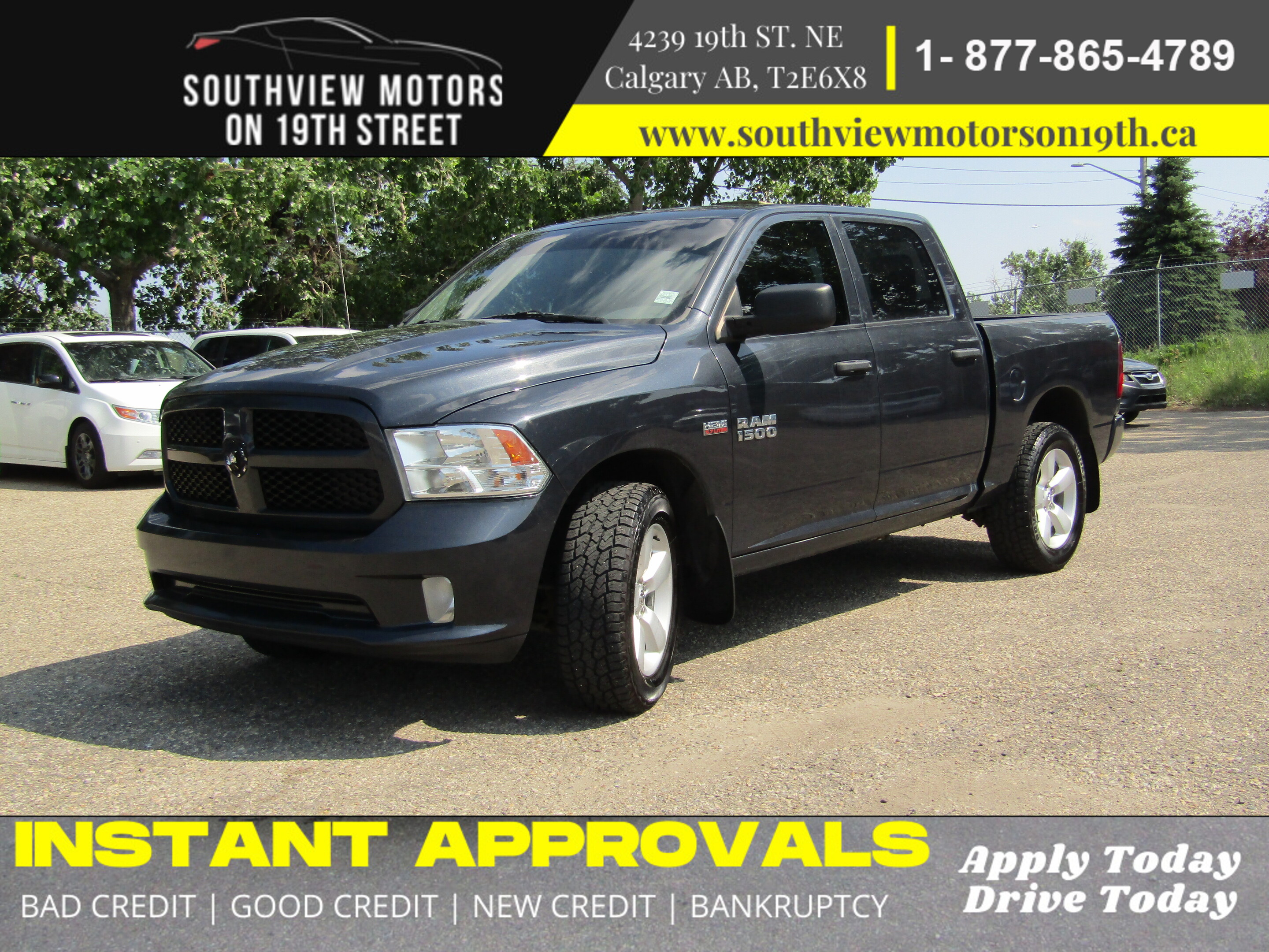 2017 Ram 1500 CREW CAB-4X4-B.UP CAM *FINANCING AVAILABLE*