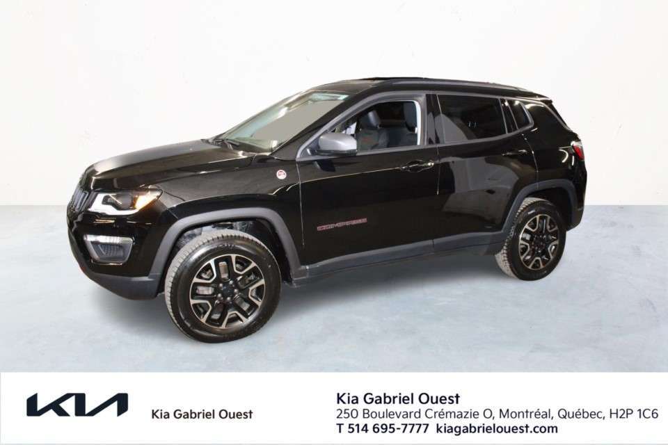 2020 Jeep Compass Trailhawk 4WD Leather Seats, Panoramic Roof, NAV,