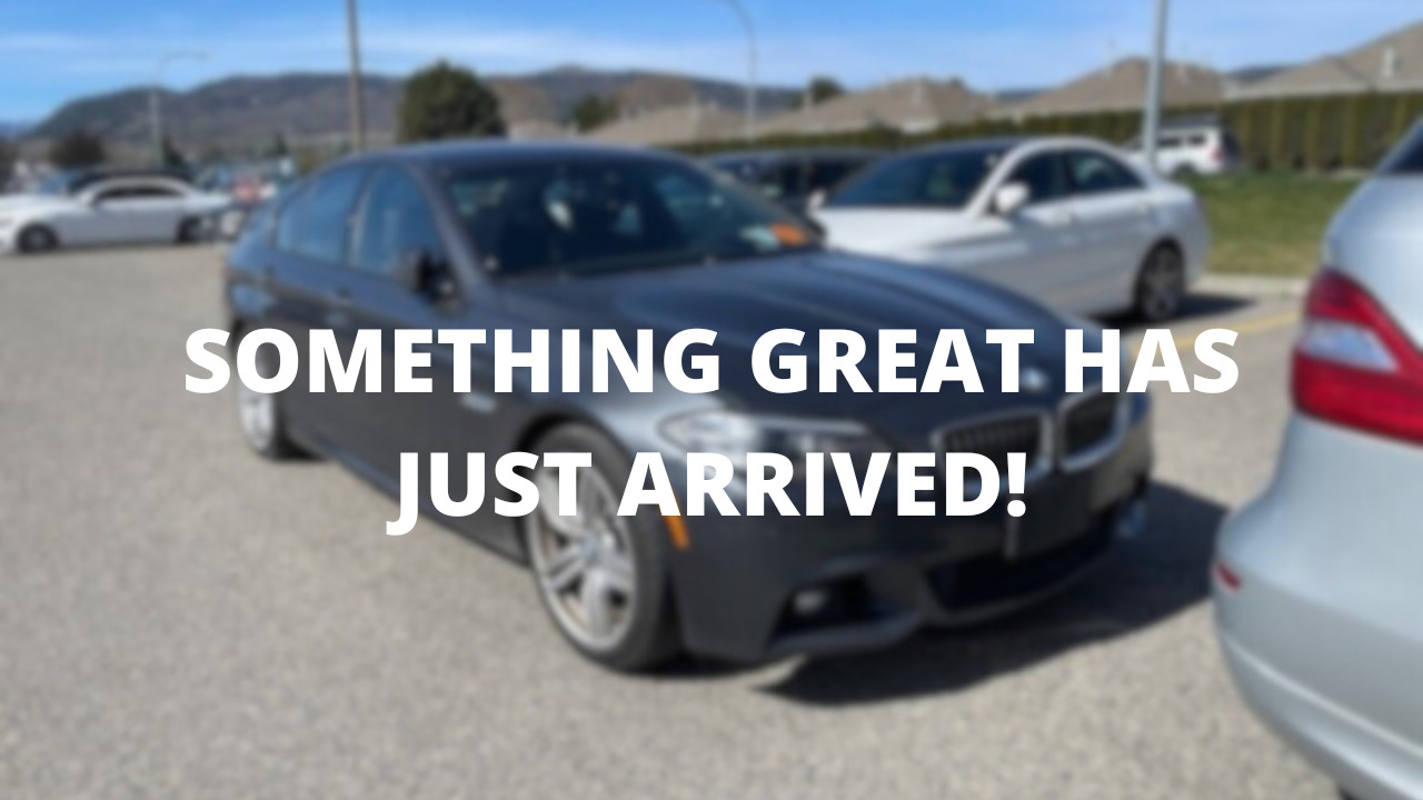 2016 BMW 5 Series 528i xDrive M Sport, BC Local, Dealer Serviced