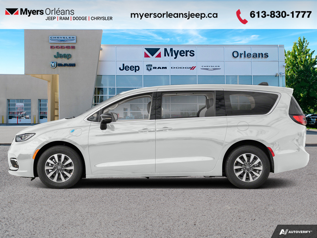 2024 Chrysler Pacifica Hybrid Select  - Leather Seats - $218.87 /Wk