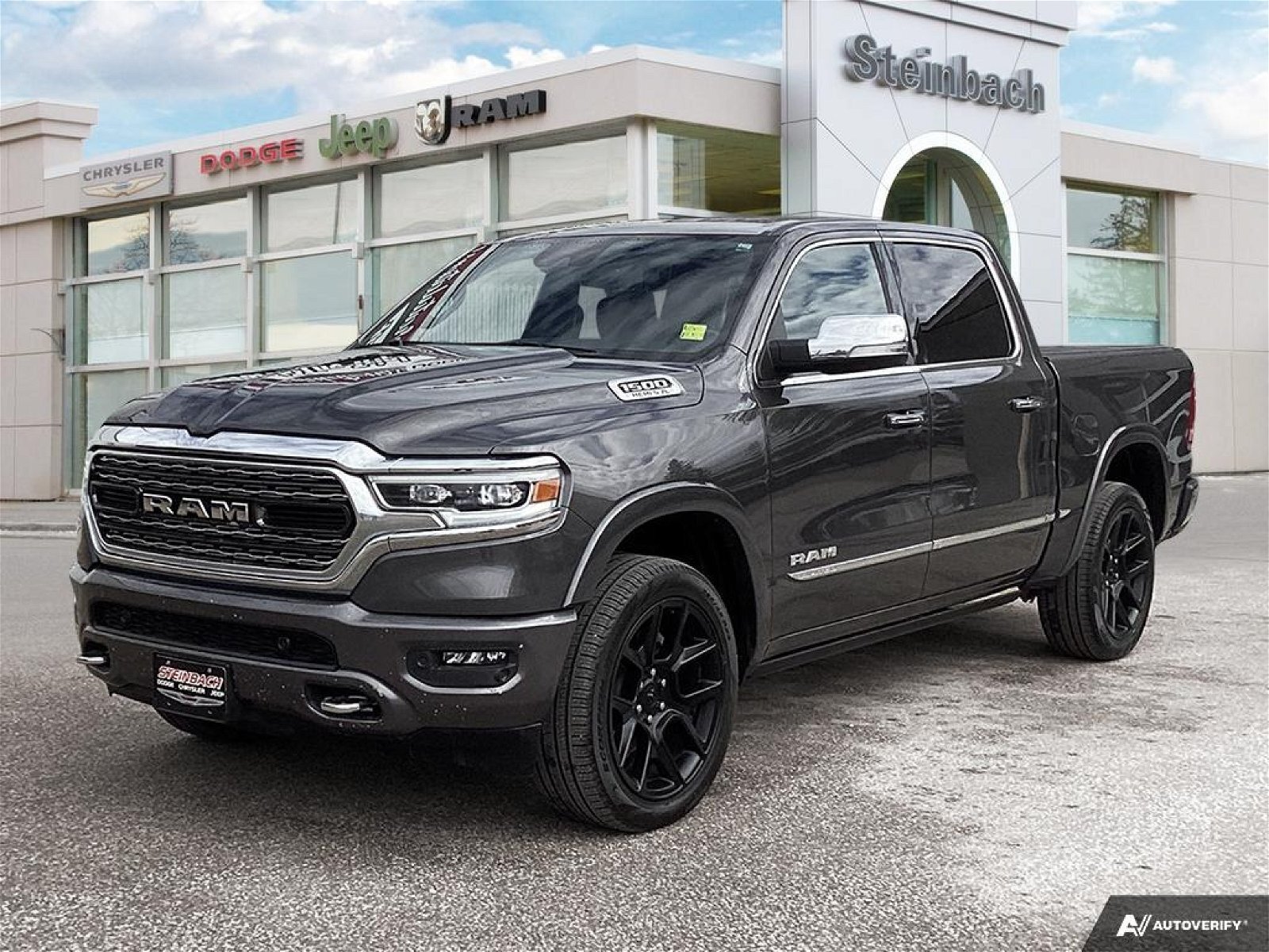 2022 Ram 1500 Limited | Local Trade | Wireless Charging Pad