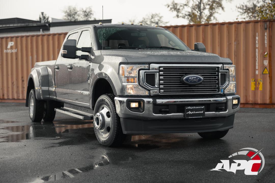 2022 Ford F-350 Super Duty Lariat Dually