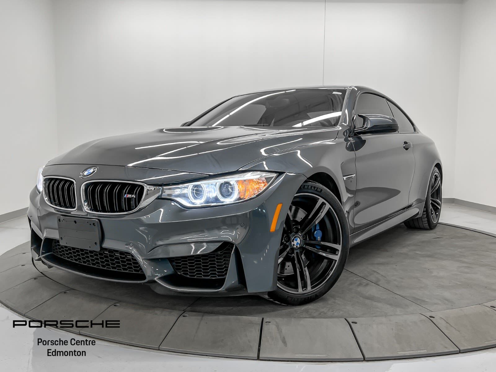 2016 BMW M4 | Half Hood Xpel, 2 Set of Tires, Financing Availa
