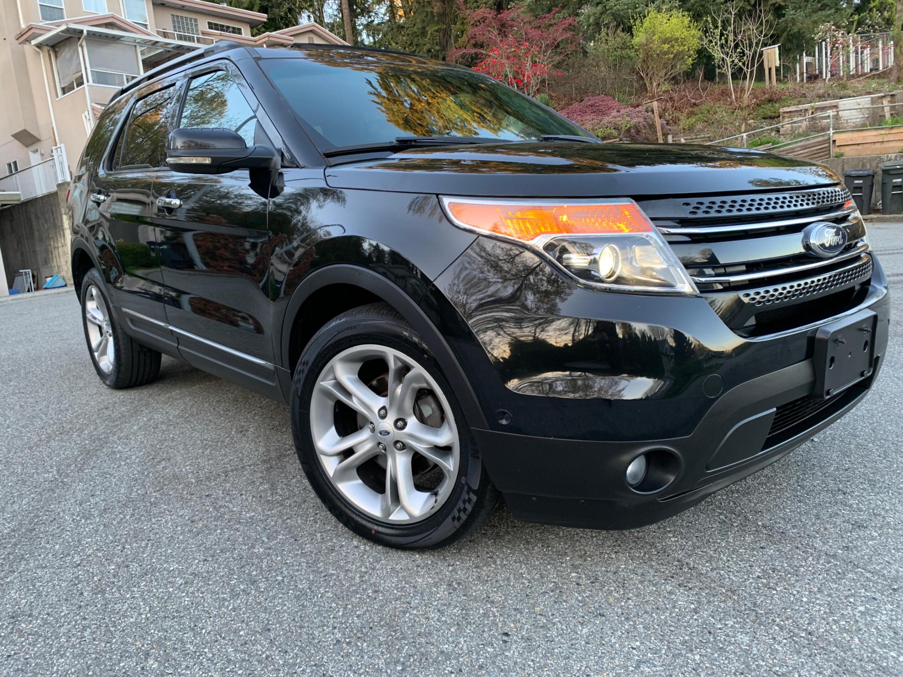 2013 Ford Explorer AWD Limited Nav/One Owner/New Timing Chain/Water P