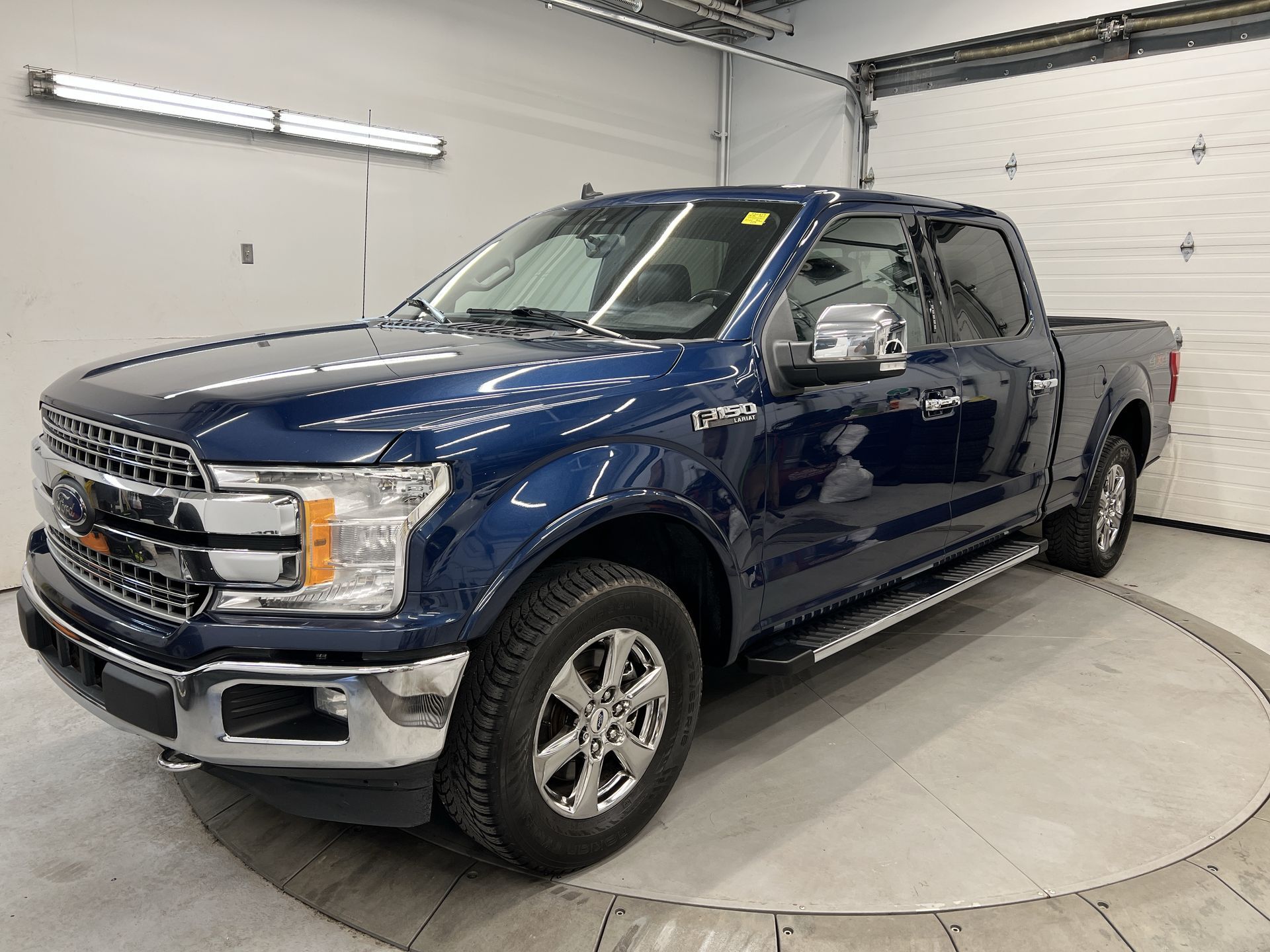 2020 Ford F-150 LARIAT 4X4 | 5.0L V8 | CREW | COOLED LEATHER