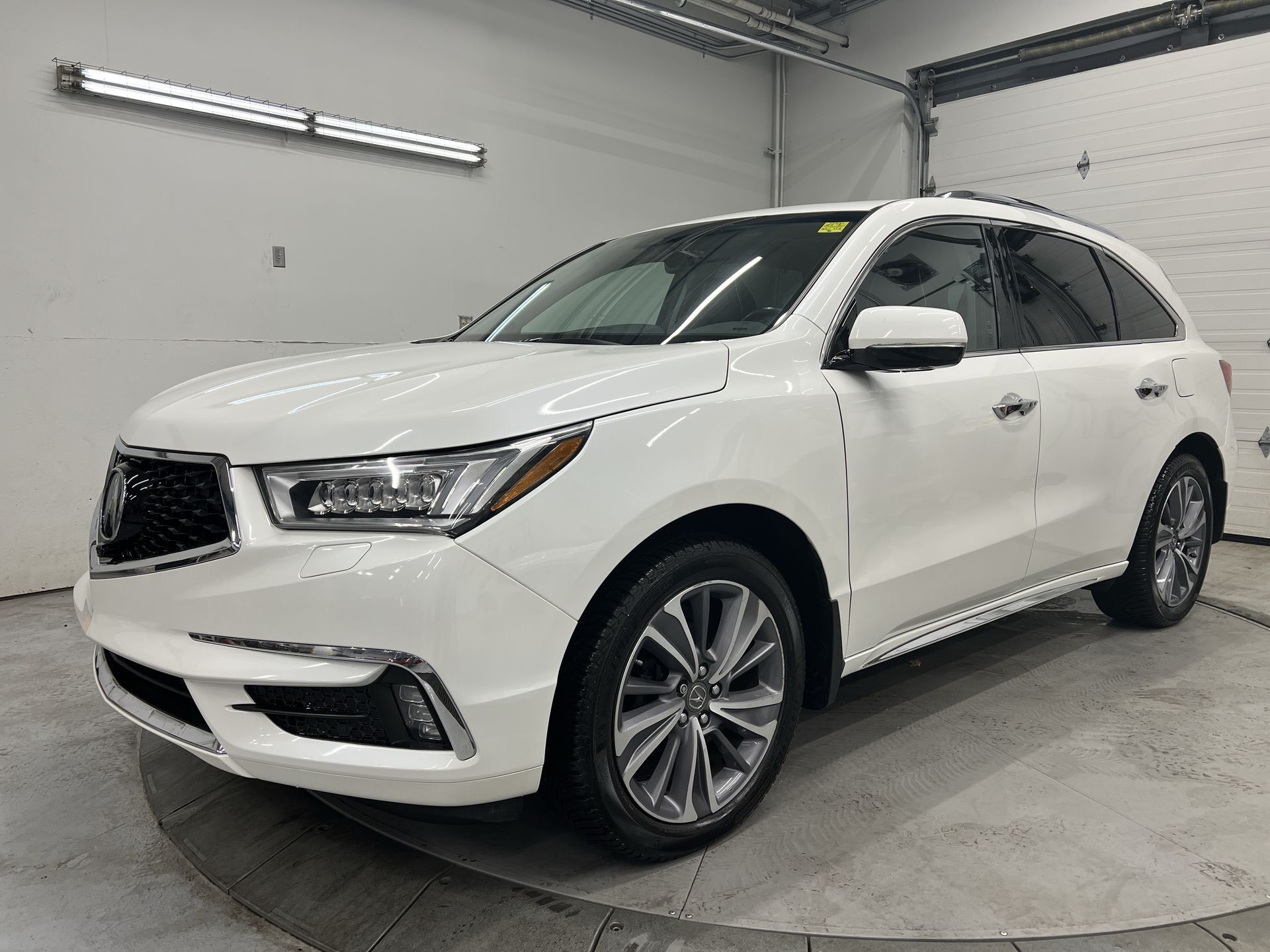 2018 Acura MDX ELITE AWD| 7-PASS | ULTRAWIDE DVD | COOLED LEATHER