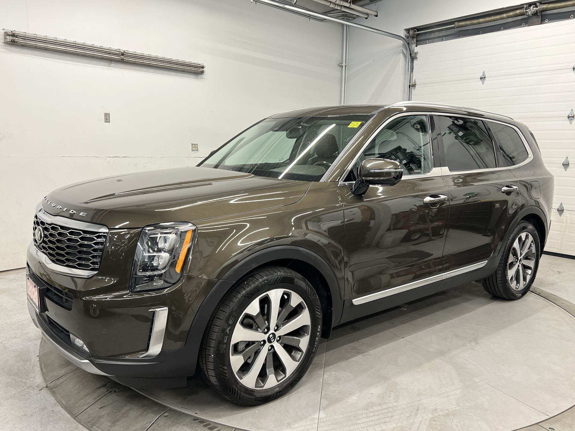2020 Kia Telluride SX AWD| 8 PASS | 360 CAM | COOLED SEATS | PANOROOF