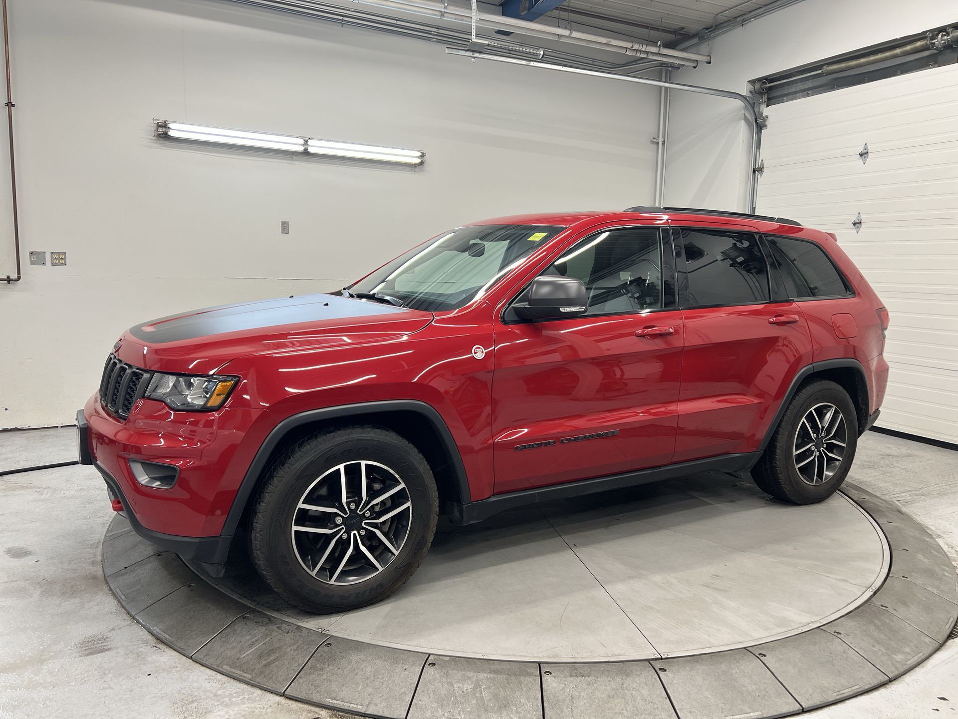 2020 Jeep Grand Cherokee Trailhawk 4X4 | NAPPA LEATHER | PANO ROOF