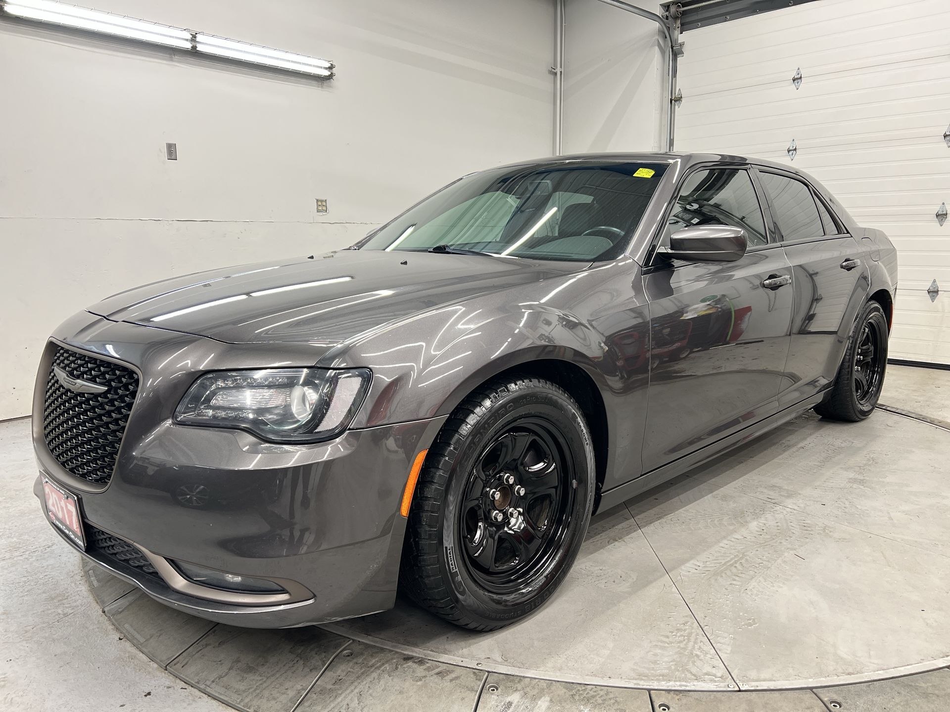 2017 Chrysler 300 300S | PANO ROOF | 300HP! | RMT START | LEATHER