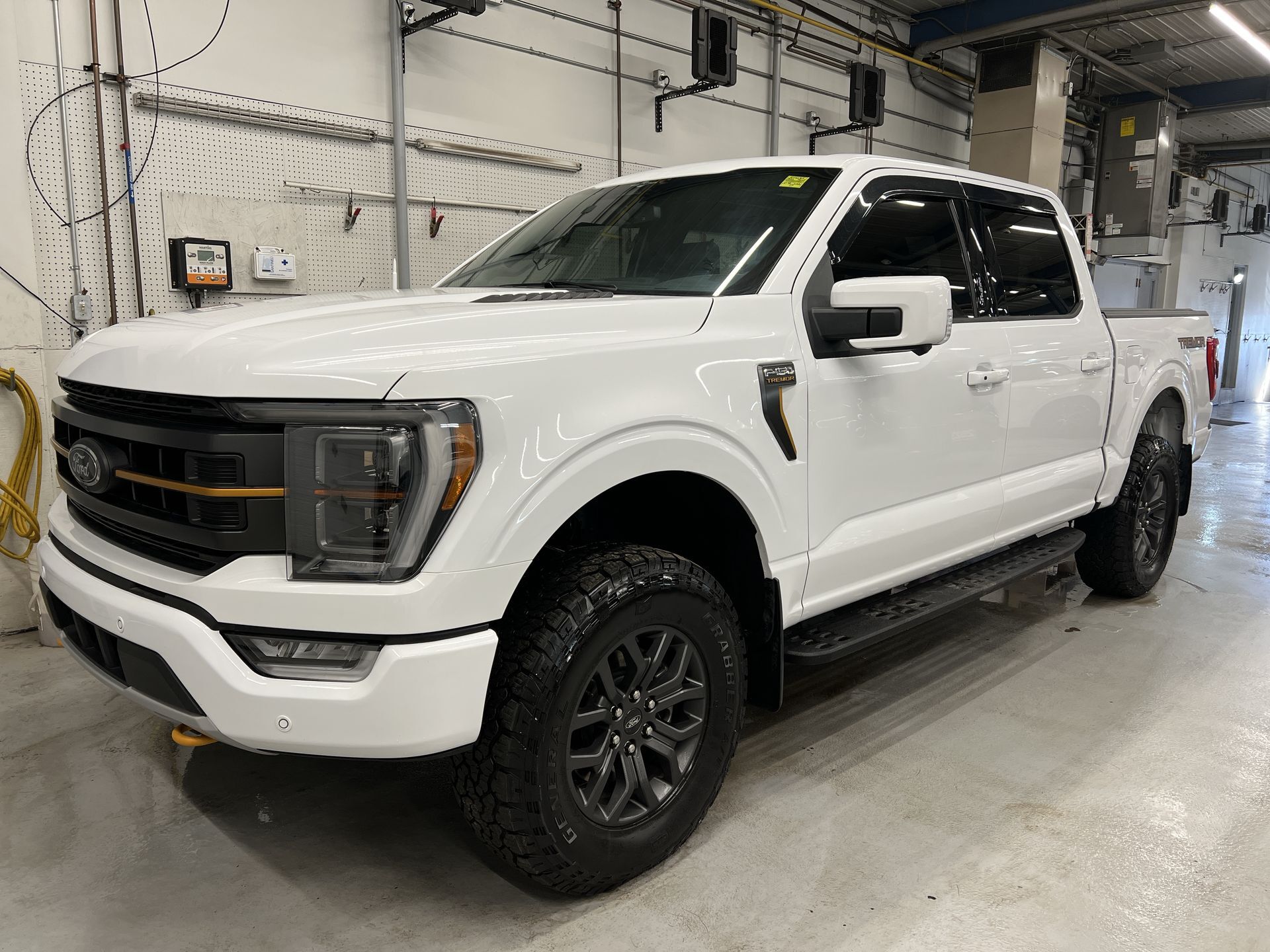 2023 Ford F-150 TREMOR HIGH PKG| PANOROOF| LEATHER| 360 CAM| 400HP