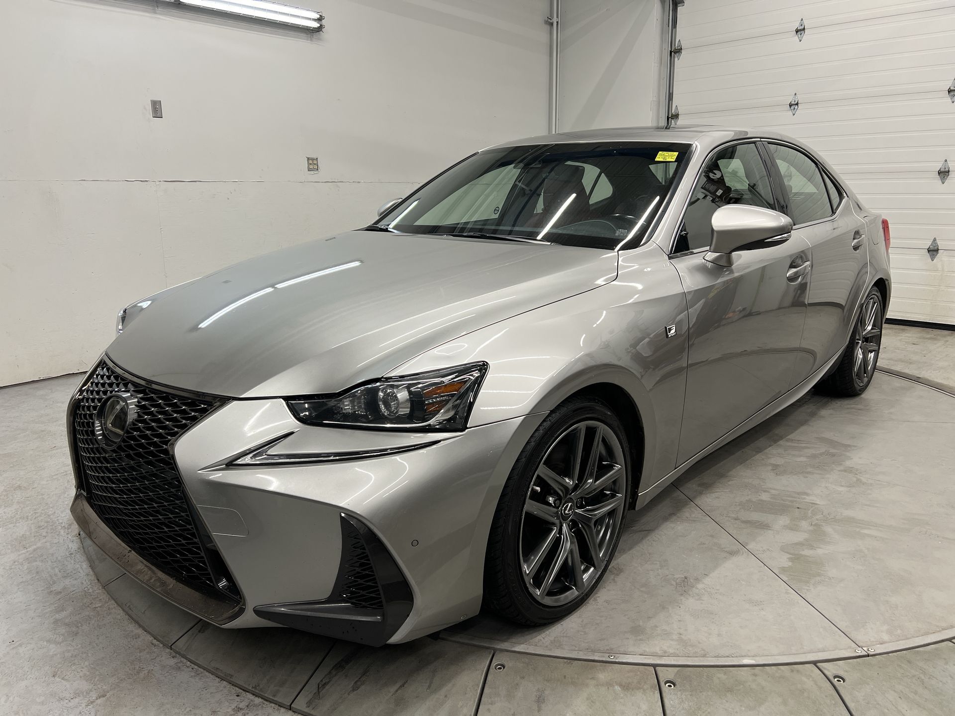 2020 Lexus IS 350 FSPORT 2 AWD| RED LEATHER |SUNROOF |BLIND SPOT