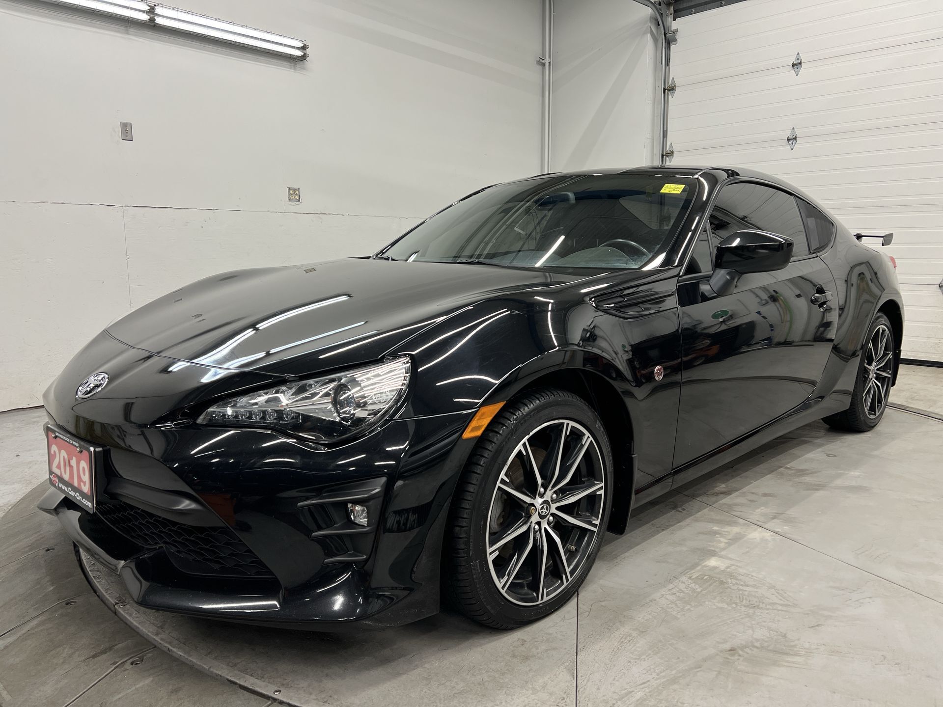 2019 Toyota 86 GT | LOW KMS! | 6-SPEED MANUAL | HTD LEATHER/SUEDE