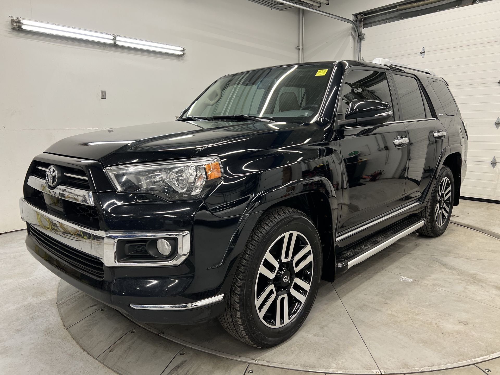 2020 Toyota 4Runner LIMITED 4x4 |7-PASS | SUNROOF |COOLED LEATHER |NAV