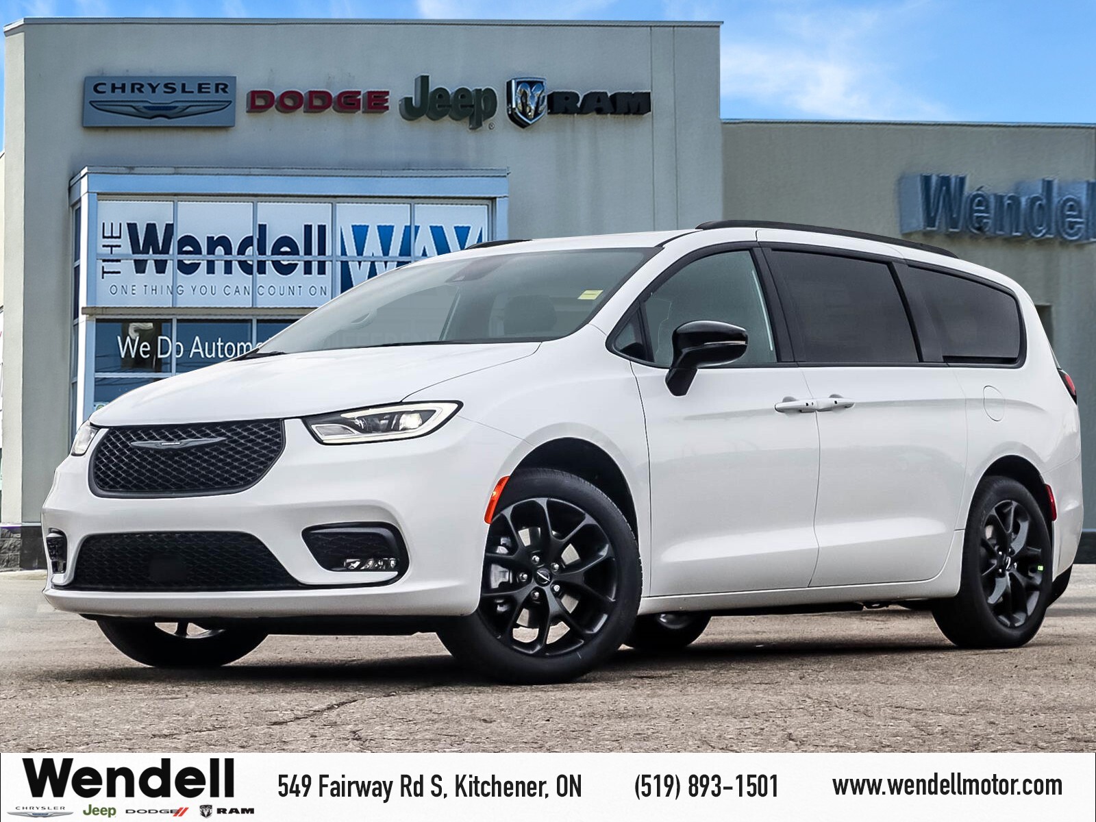 2024 Chrysler Pacifica Touring-L | Wendell Motors Demo