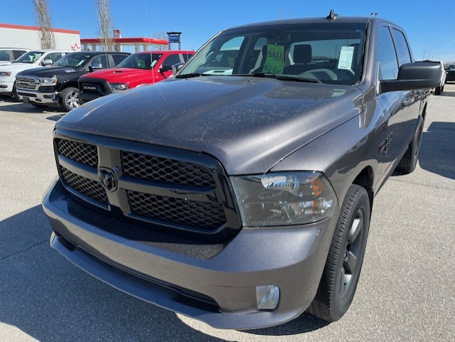 2019 Ram 1500 Classic 1500 NIGHT EDITION, FULLY INSPECTED.