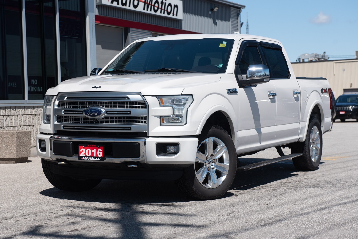 2016 Ford F-150 | LOW KMS |