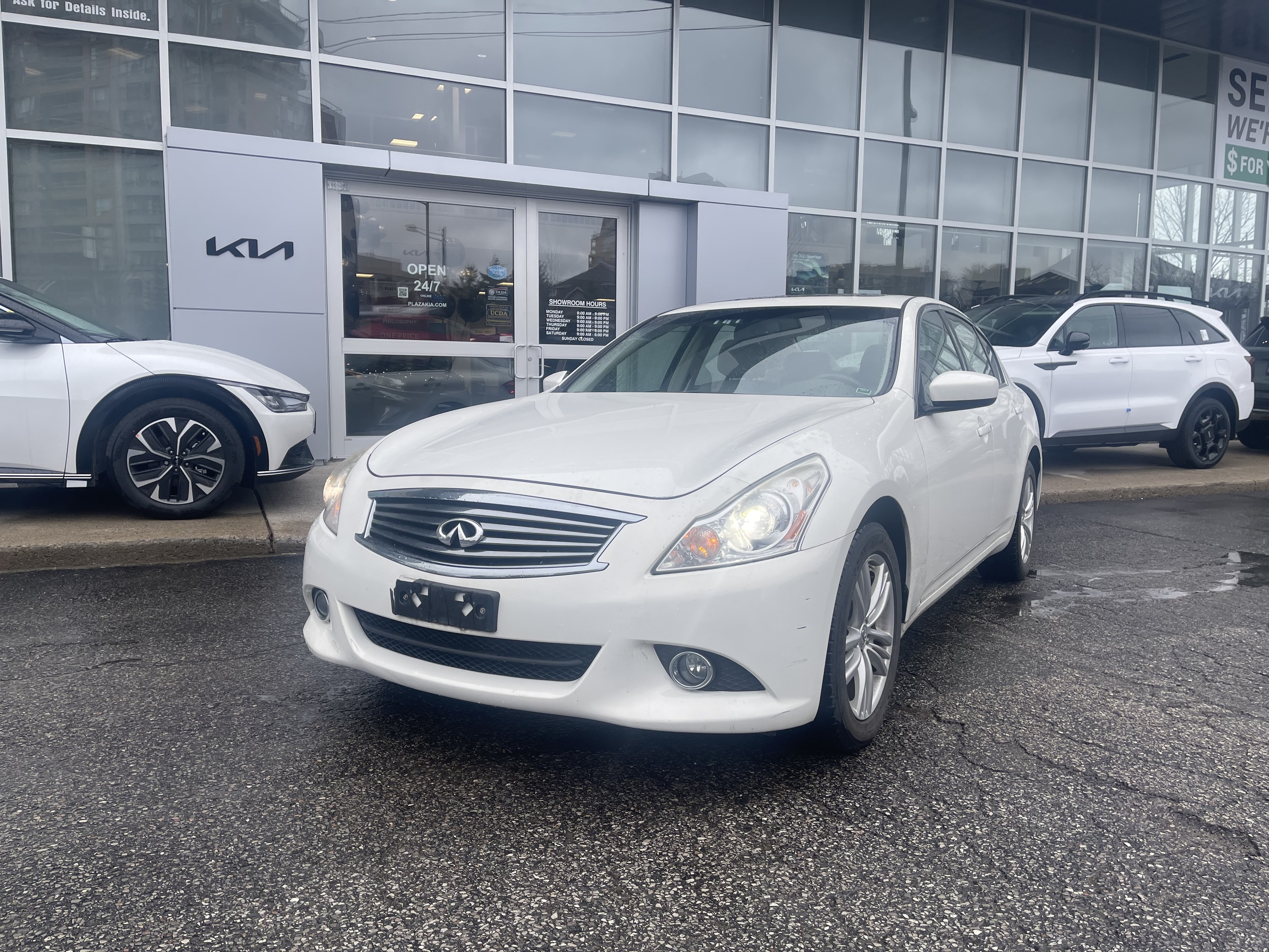 2011 Infiniti G25X Great Condition | Certified | Low Kms |