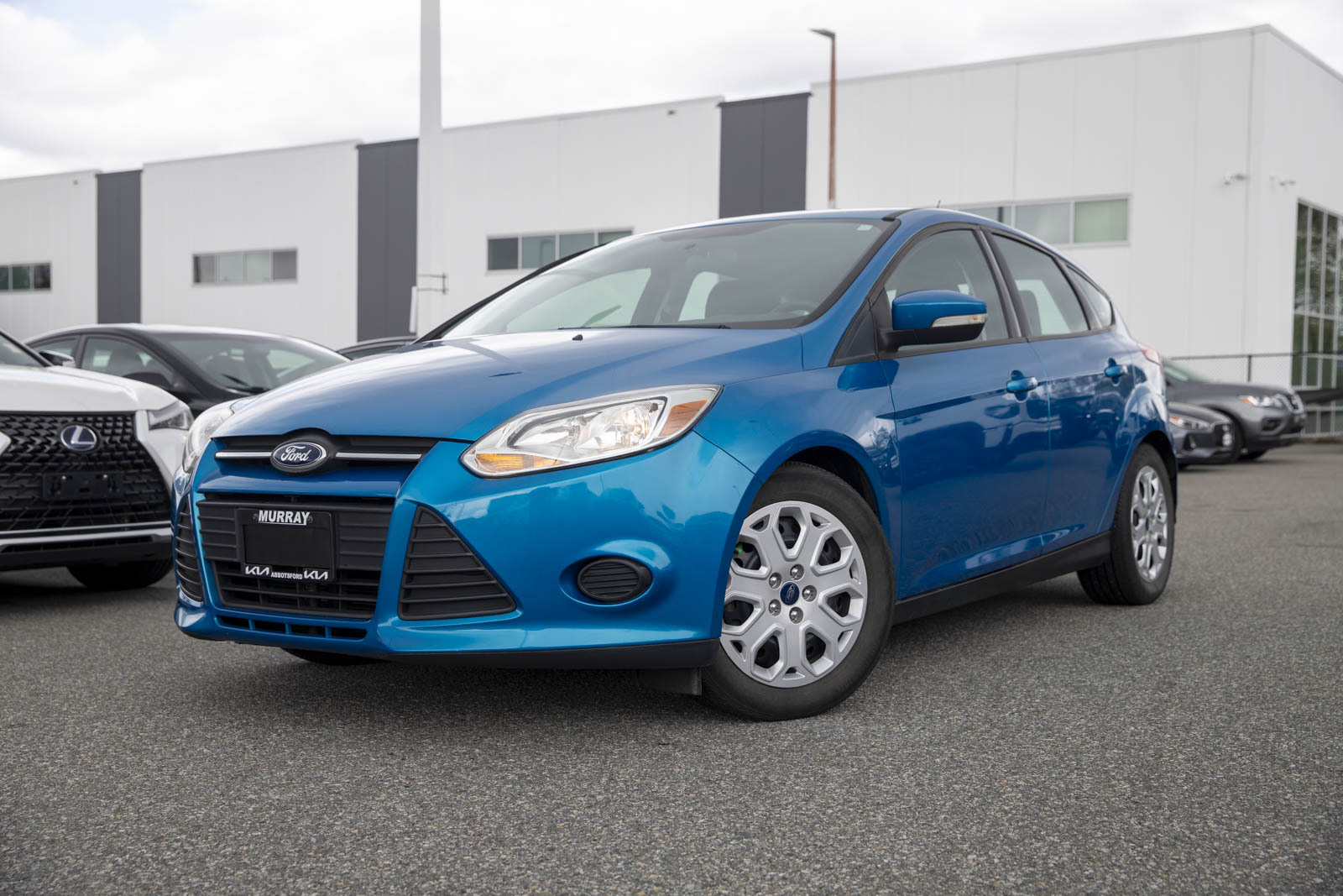 2014 Ford Focus SE! Hatchback! Auto! AC! Heated seats! Low KM!