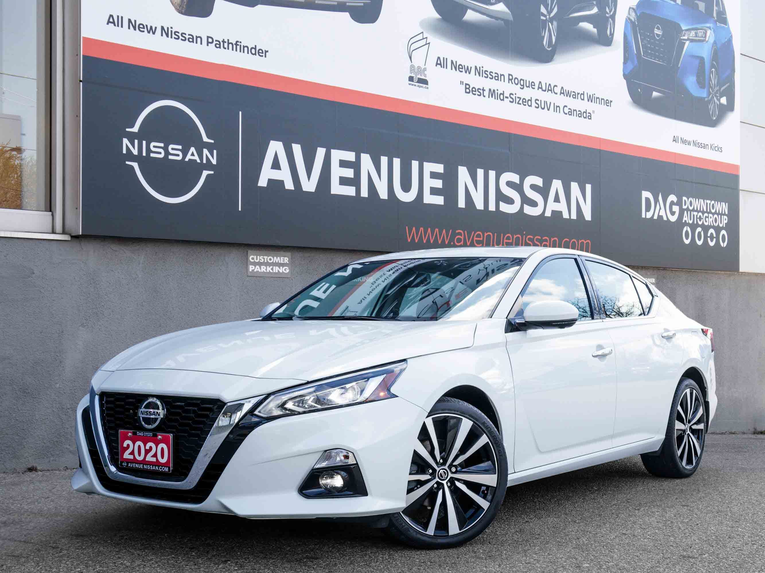 2020 Nissan Altima TOP OF THE LINE, LOW KM'S,LEATHER ROOF NAVI, AWD!!