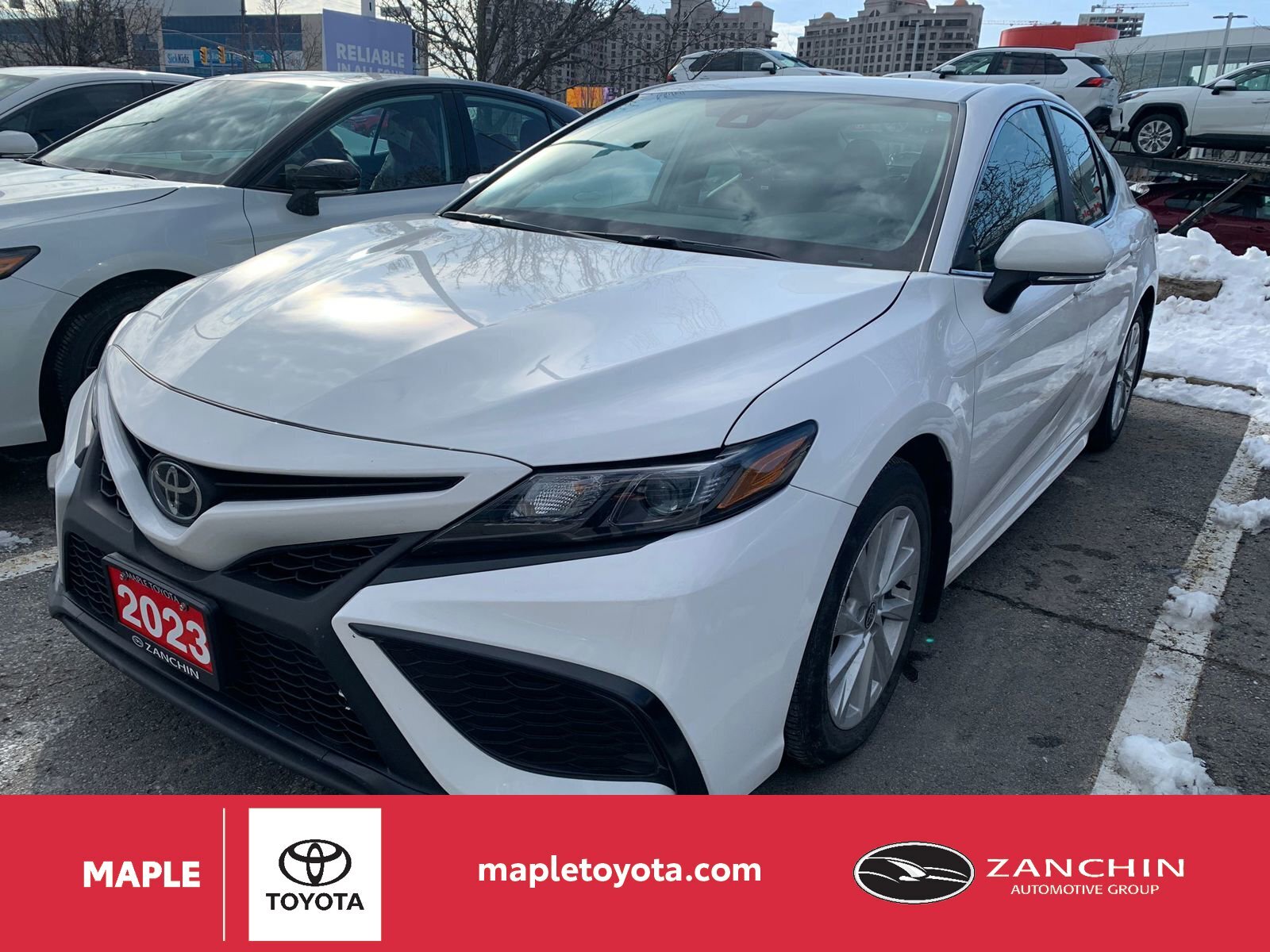 2023 Toyota Camry SE/ONE OWNER/LOW KM/CLEAN CARFAX