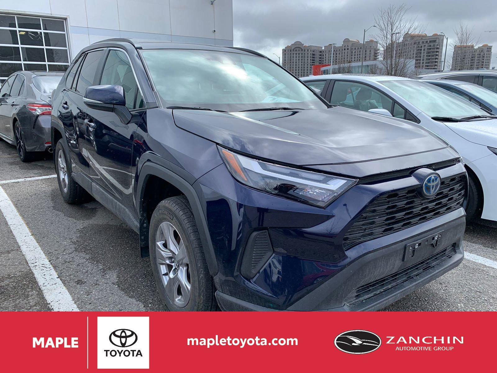 2023 Toyota RAV4 Xle/one Owner/low